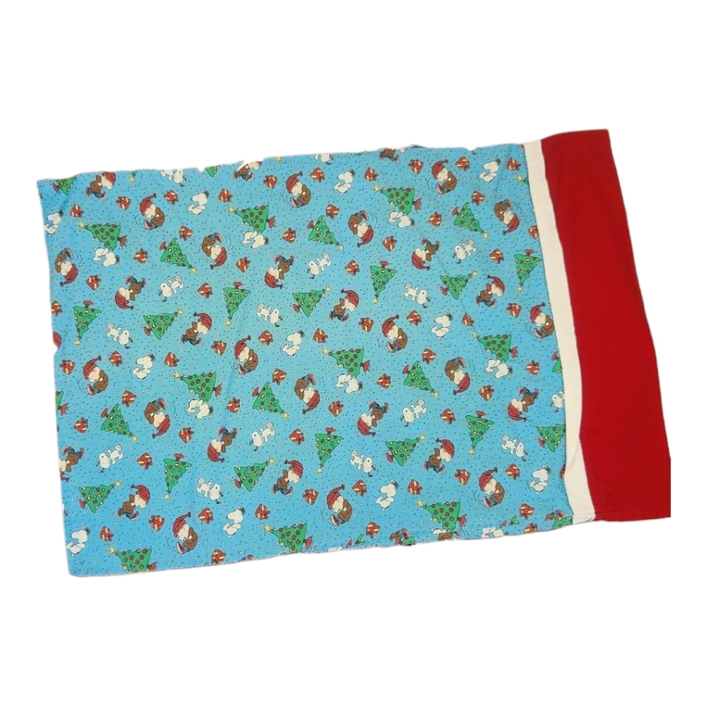 Vintage Peanuts Snoopy Christmas Pillowcase Standard Rare Blue Red Trees Charlie